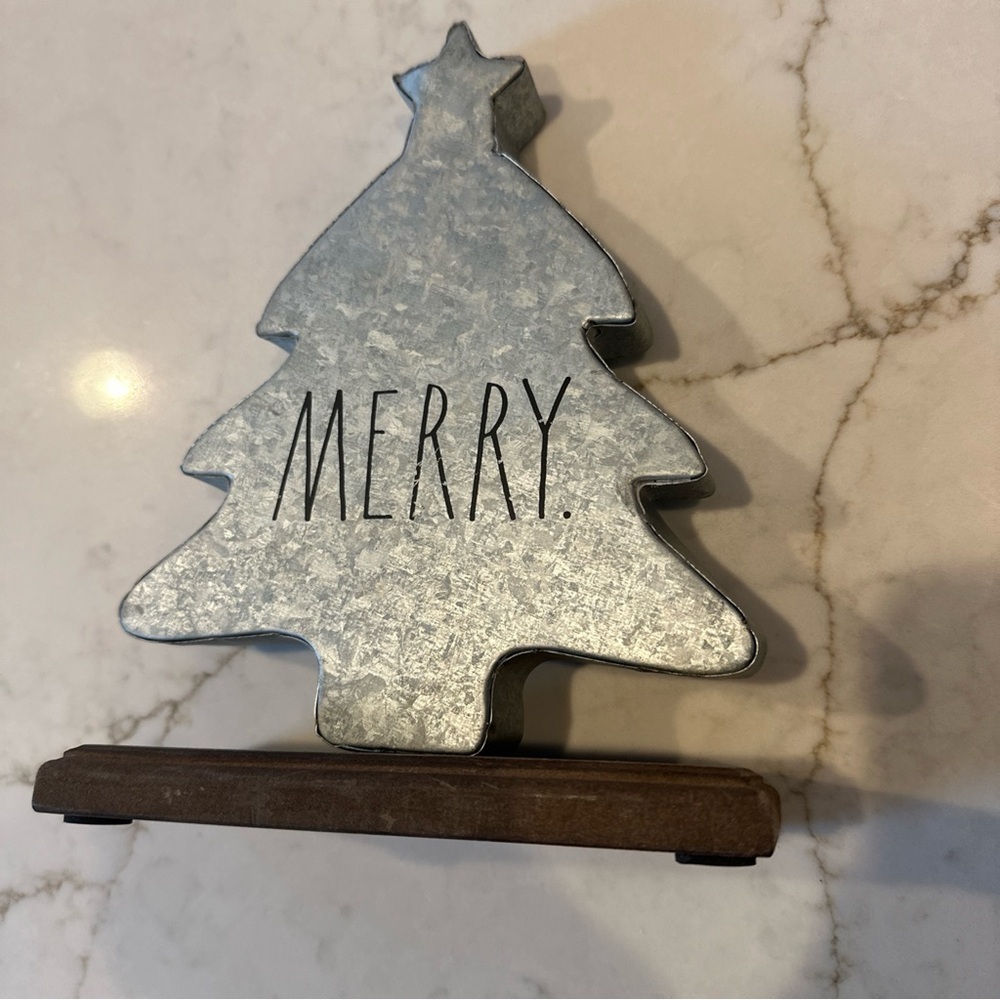 Rae Dunn Merry Tree Stand